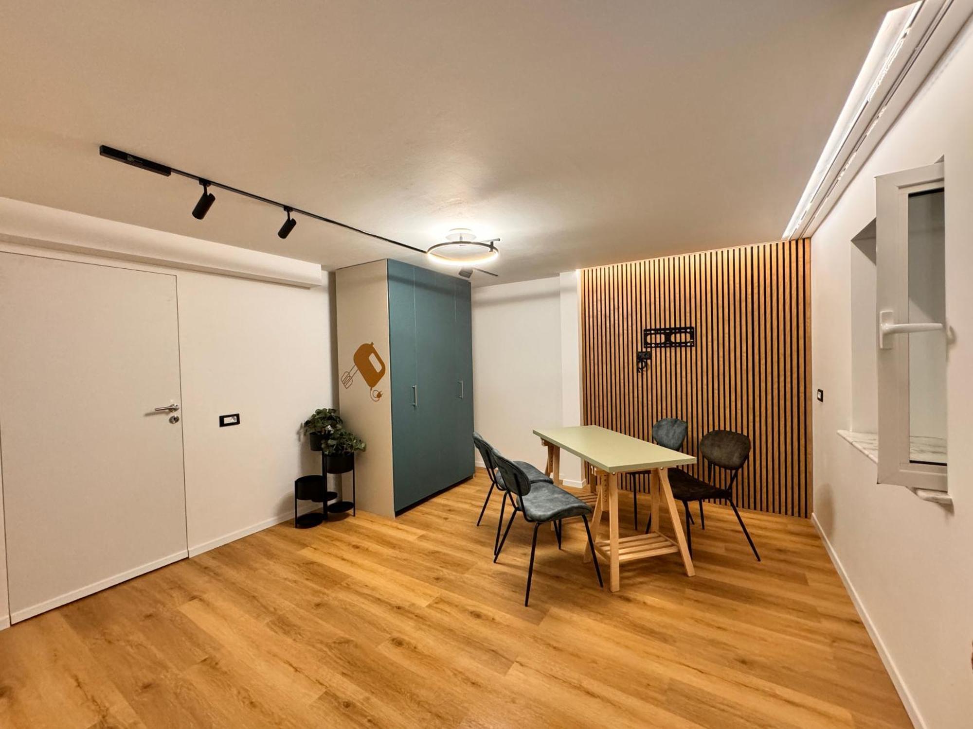 Ylly Aparts Brasov Ngoại thất bức ảnh